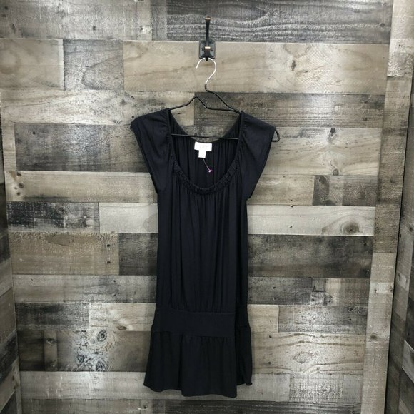 LOFT Dresses & Skirts - Ann Taylor Loft Short Cap Sleeve Dress Size Small